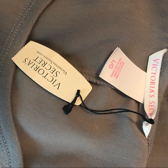 NWT Victoria’s Secret dolman top - Picture 4 of 8